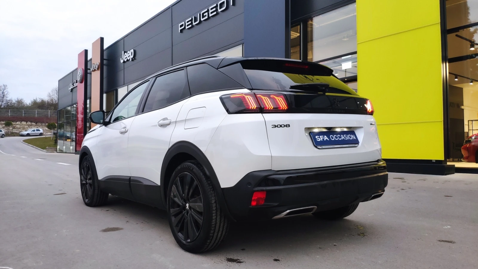 Peugeot 3008 GT 1.6 Plug-in Hybrid 2WD 225 EAT8 - изображение 3