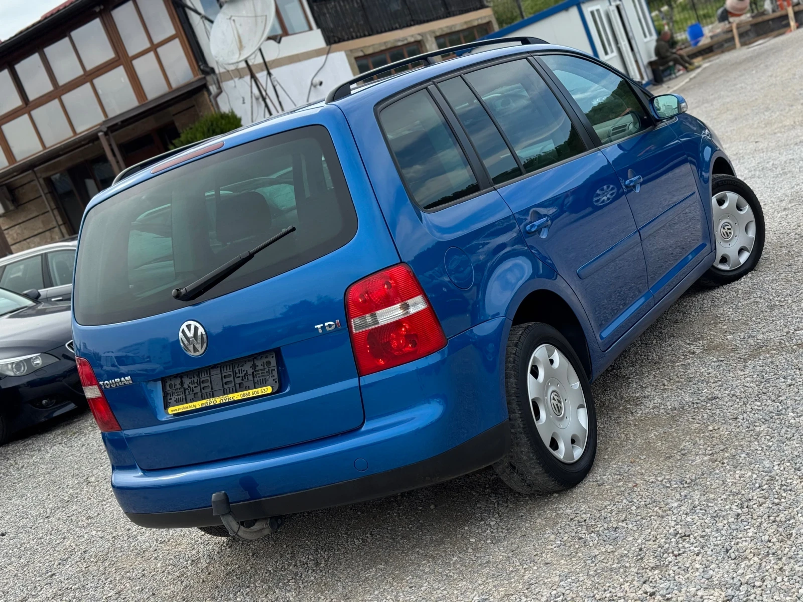 VW Touran 1.9TDI 105кс 6с - изображение 6