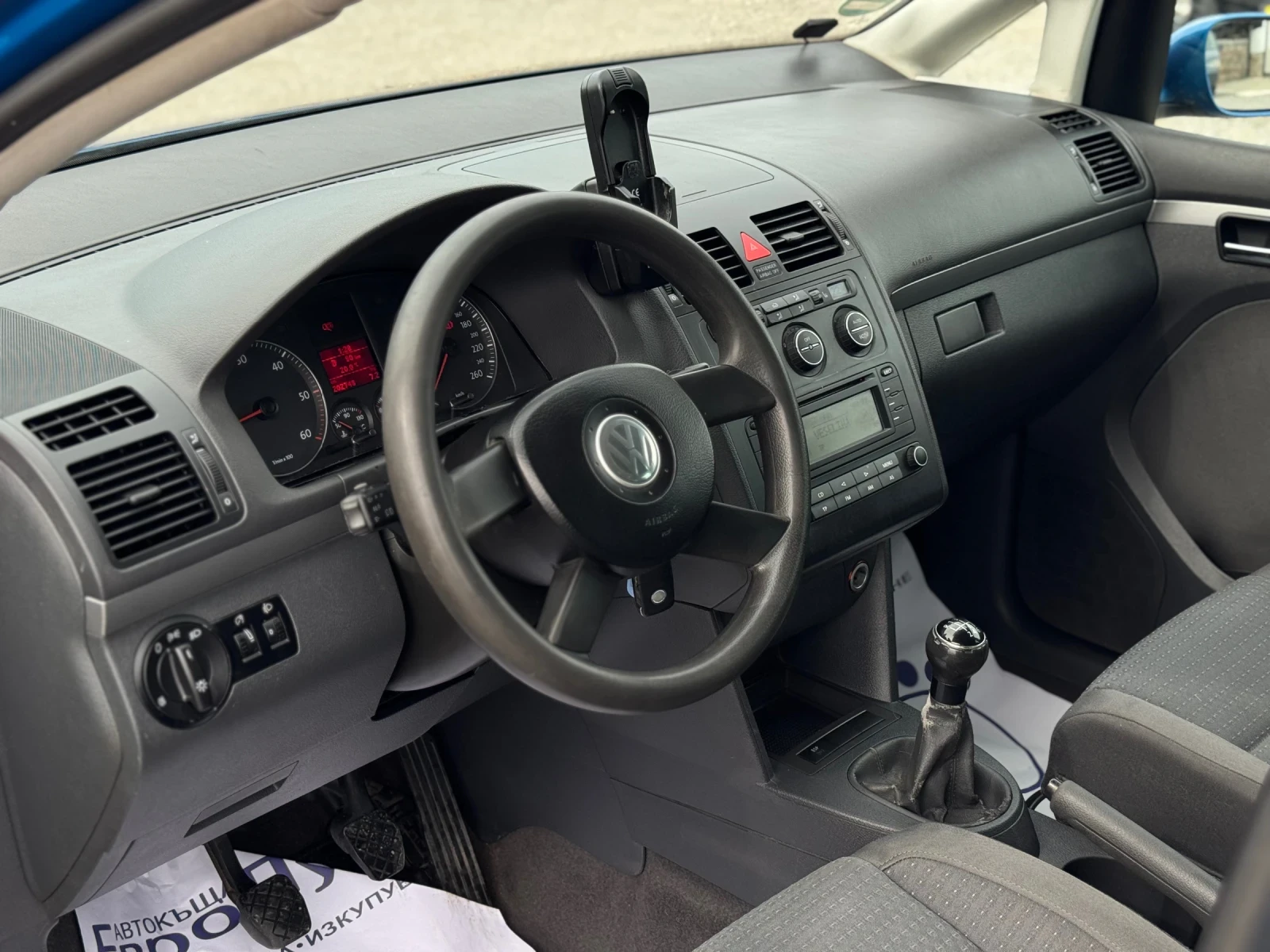 VW Touran 1.9TDI 105кс 6с - изображение 10