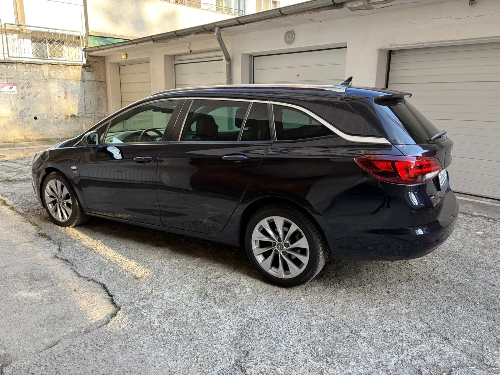 Opel Astra 1.4 Turbo , снимка 2 - Автомобили и джипове - 53463920