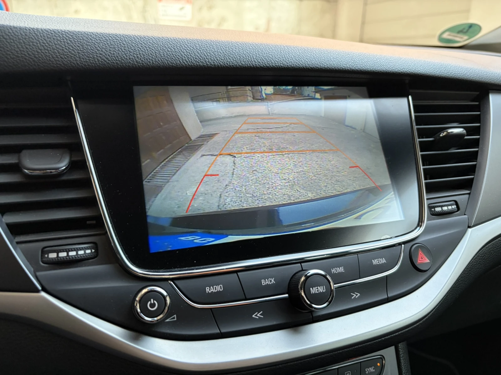 Opel Astra 1.4 Turbo , снимка 6 - Автомобили и джипове - 53463920