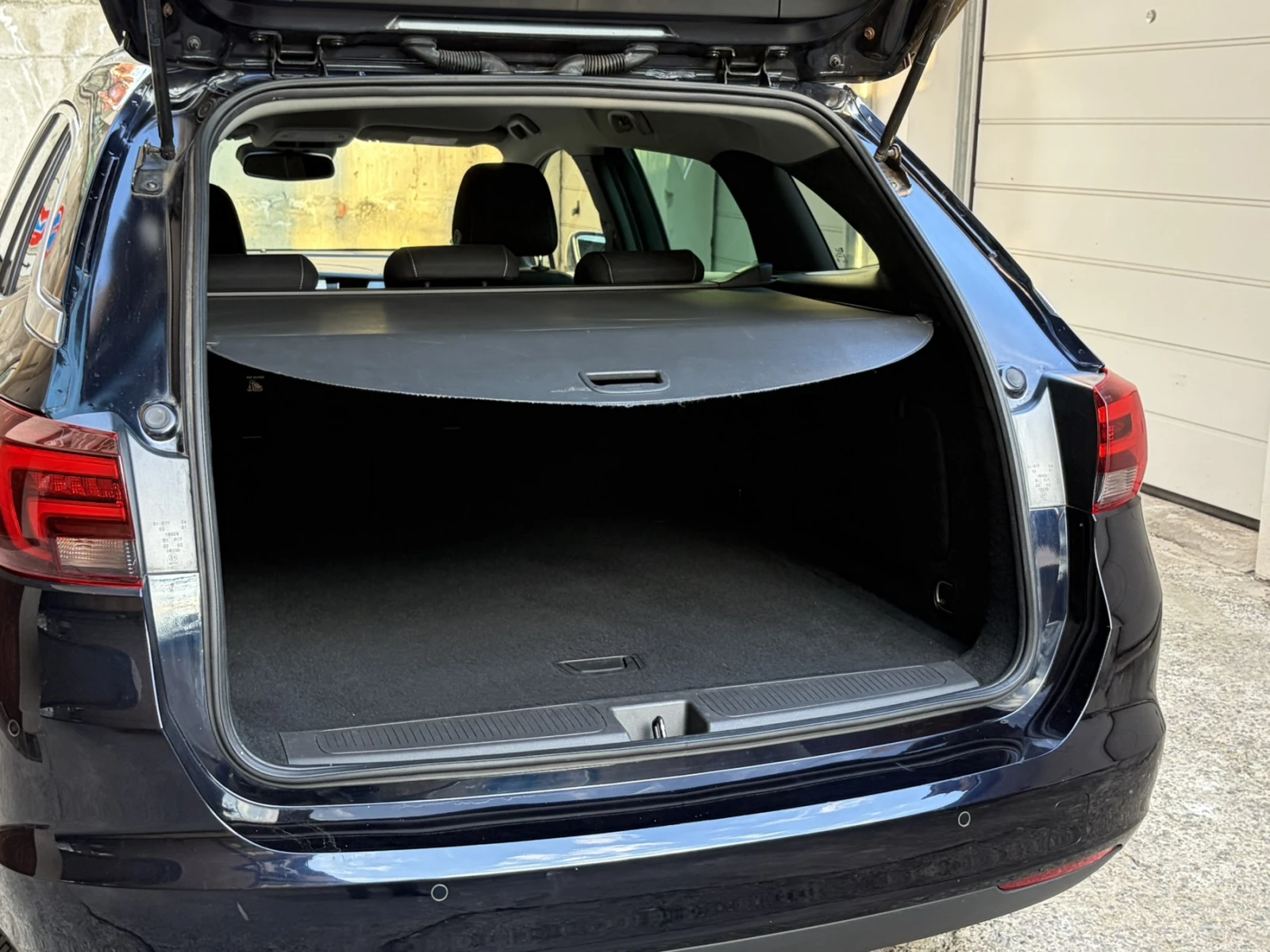 Opel Astra 1.4 Turbo , снимка 16 - Автомобили и джипове - 53463920