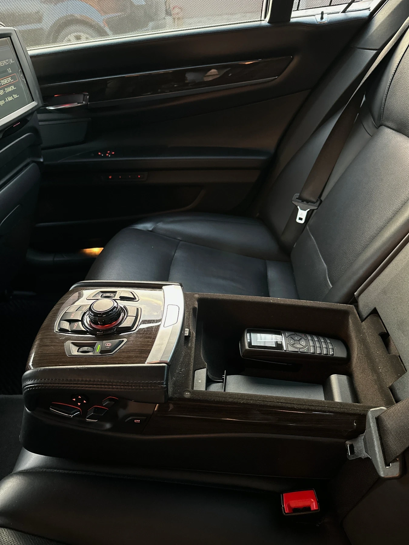 BMW 730 LONG, снимка 13 - Автомобили и джипове - 53748753