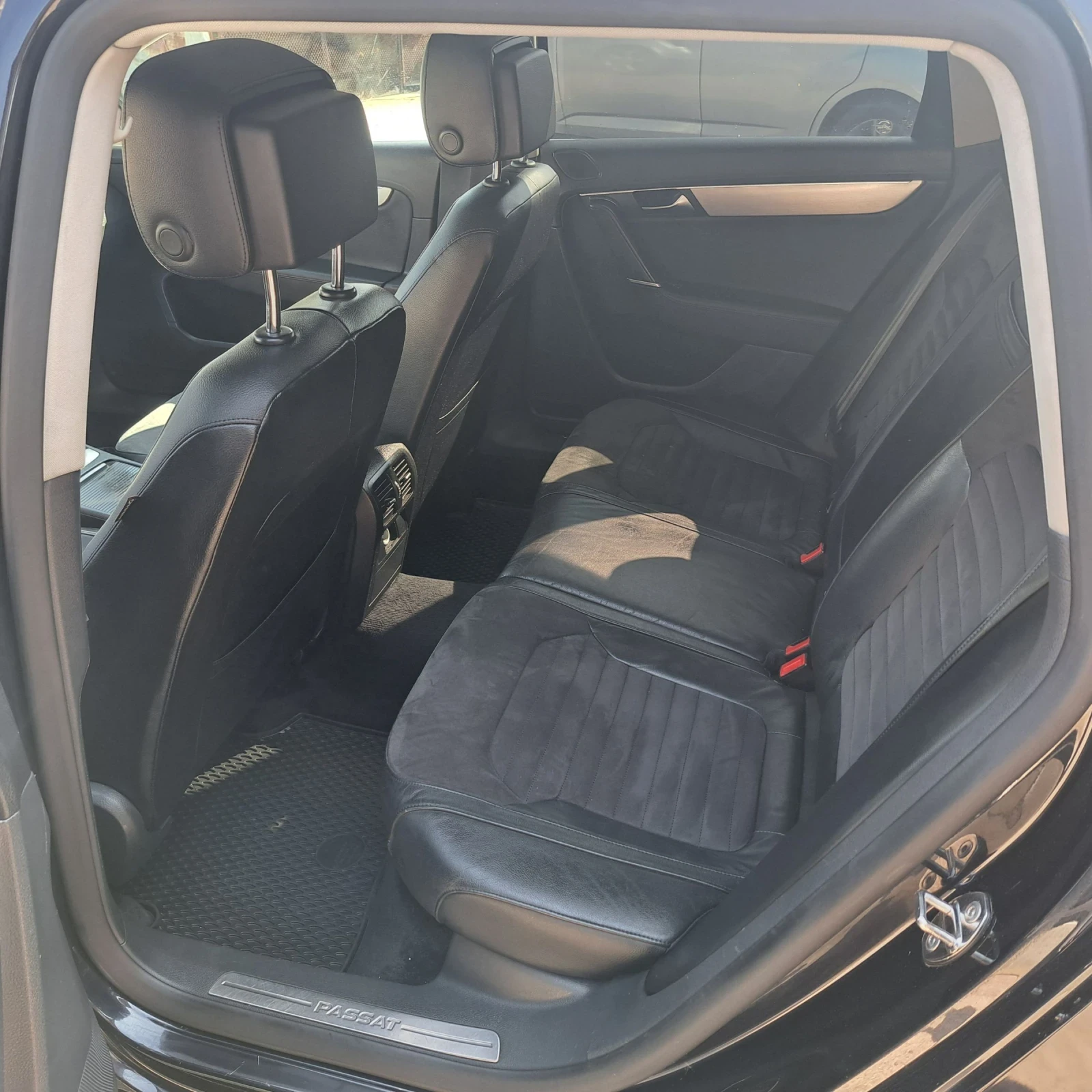 VW Passat 2, 0TDI HI-LINE, снимка 9 - Автомобили и джипове - 53865485