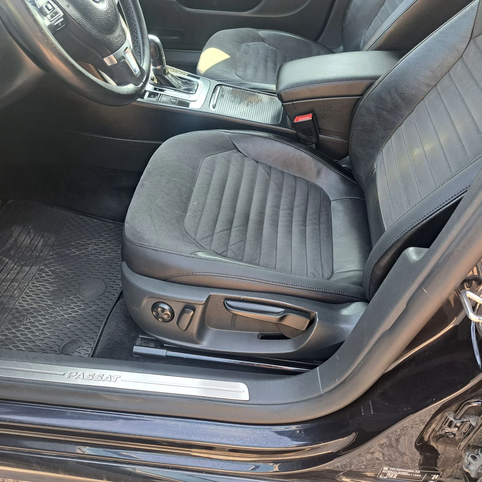 VW Passat 2, 0TDI HI-LINE, снимка 15 - Автомобили и джипове - 53865485