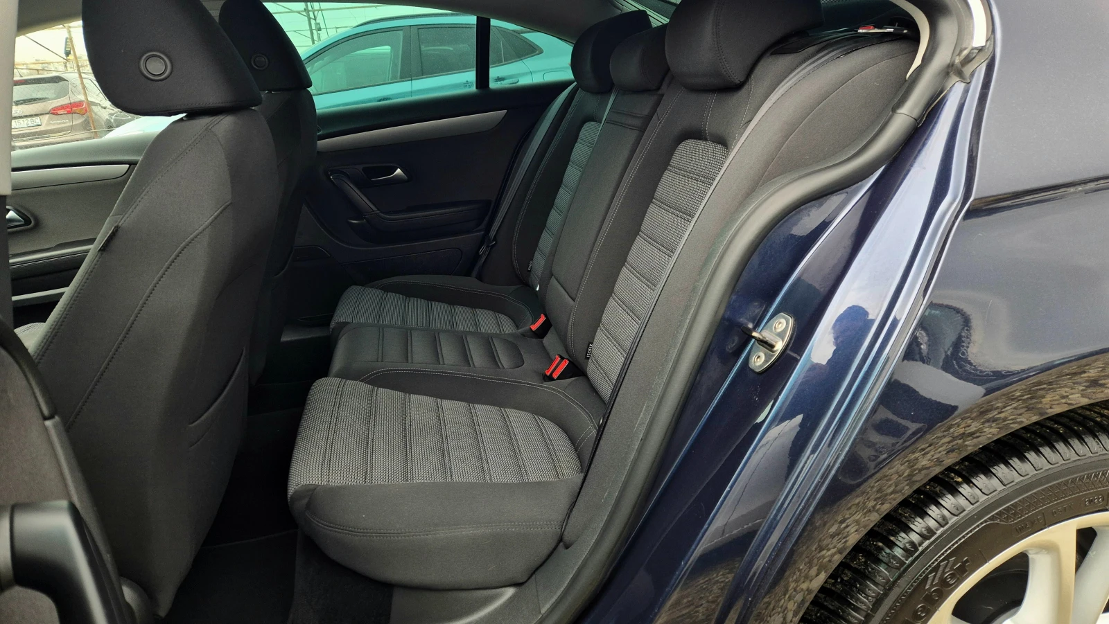 VW Passat CC   ВСИЧКИ ЕКСТРИ, снимка 9 - Автомобили и джипове - 54068743