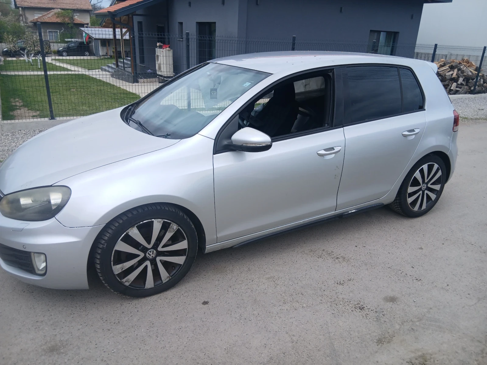 VW Golf 2тди. гтд, снимка 2 - Автомобили и джипове - 54489228