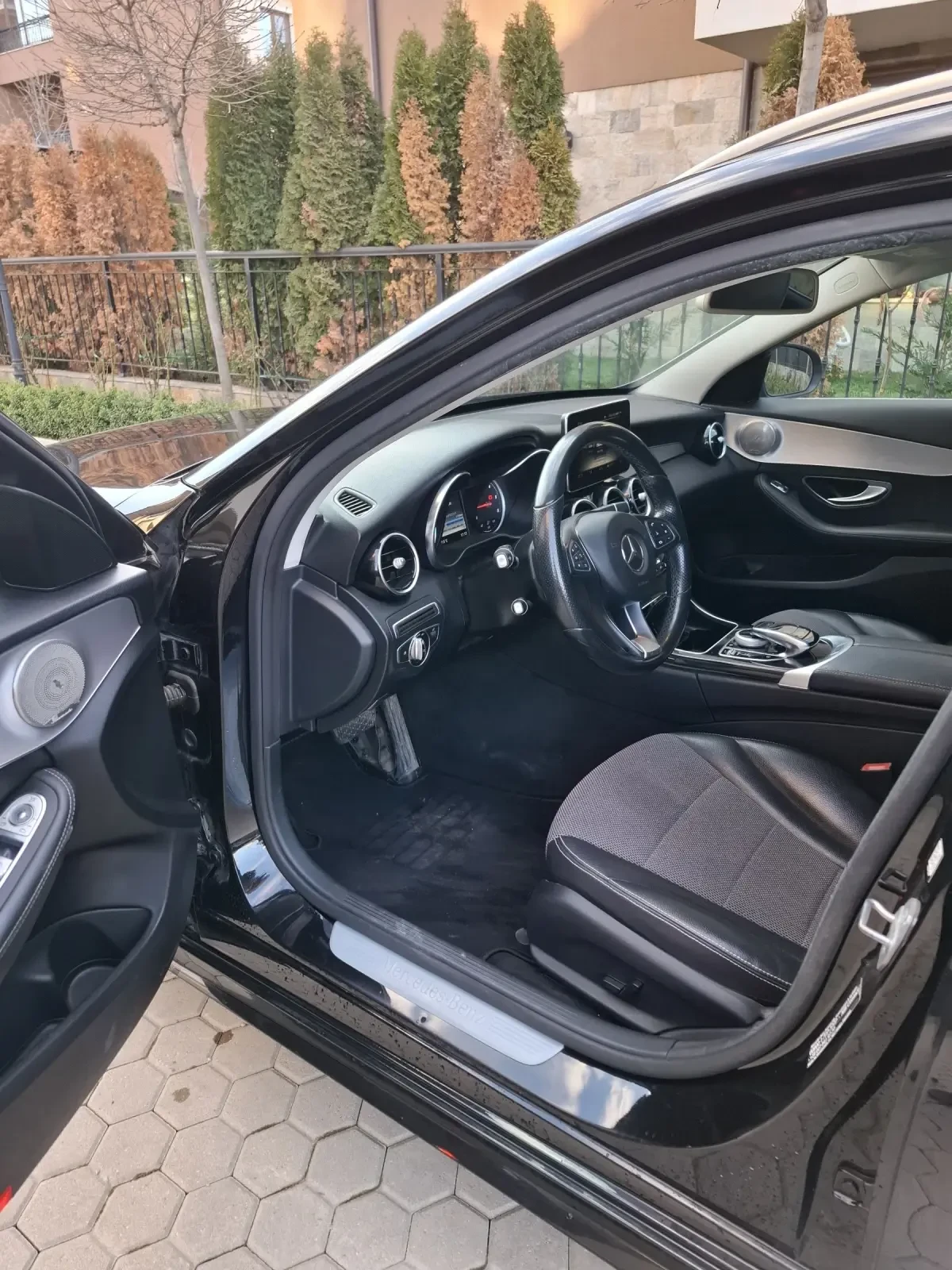 Mercedes-Benz C 250 CDI 4x4 AUTOMATIC  AMG line, снимка 7 - Автомобили и джипове - 54565700