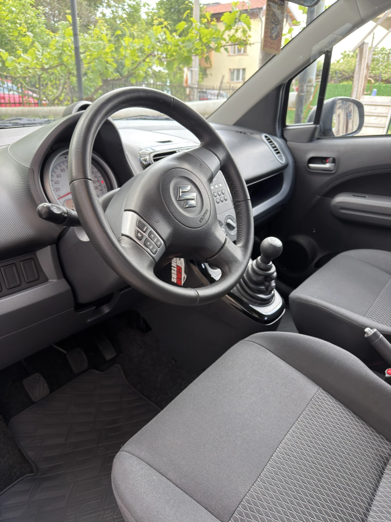 Suzuki Splash 1.0, снимка 7 - Автомобили и джипове - 54840755