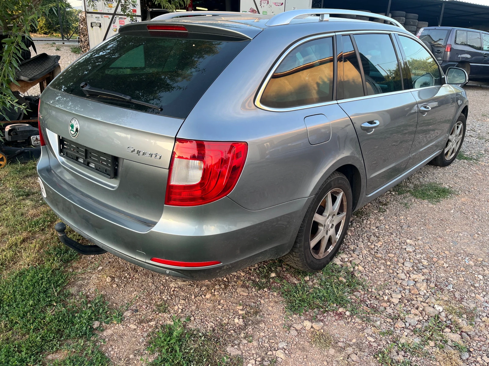Skoda Superb 1.8TSI 4X4 CDA, снимка 4 - Автомобили и джипове - 55299119