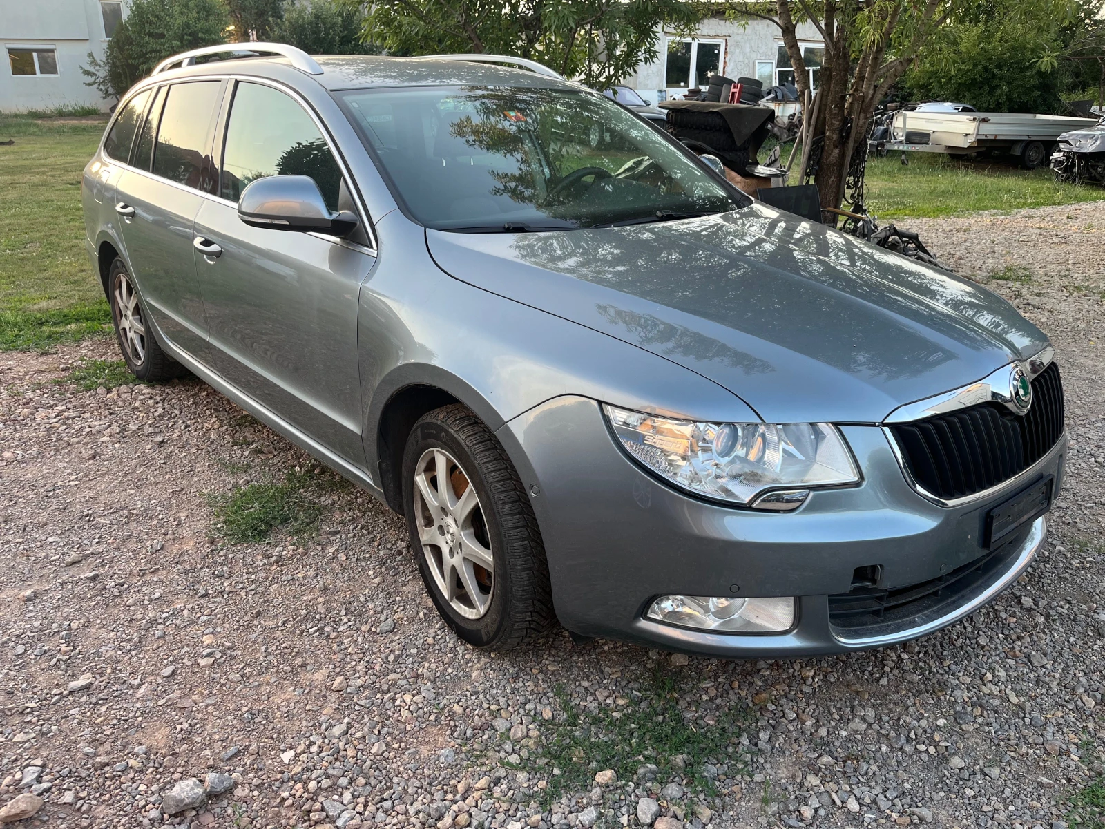 Skoda Superb 1.8TSI 4X4 CDA, снимка 3 - Автомобили и джипове - 55299119