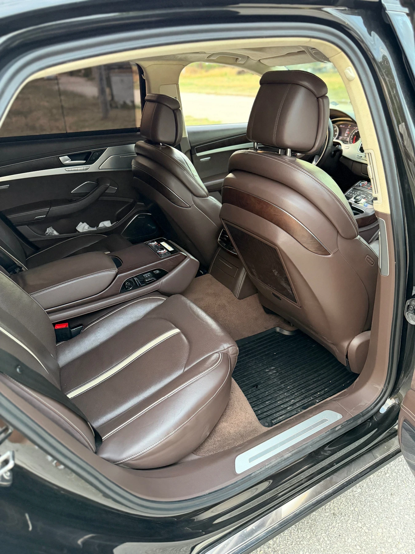 Audi A8 4.2D, снимка 7 - Автомобили и джипове - 55330266