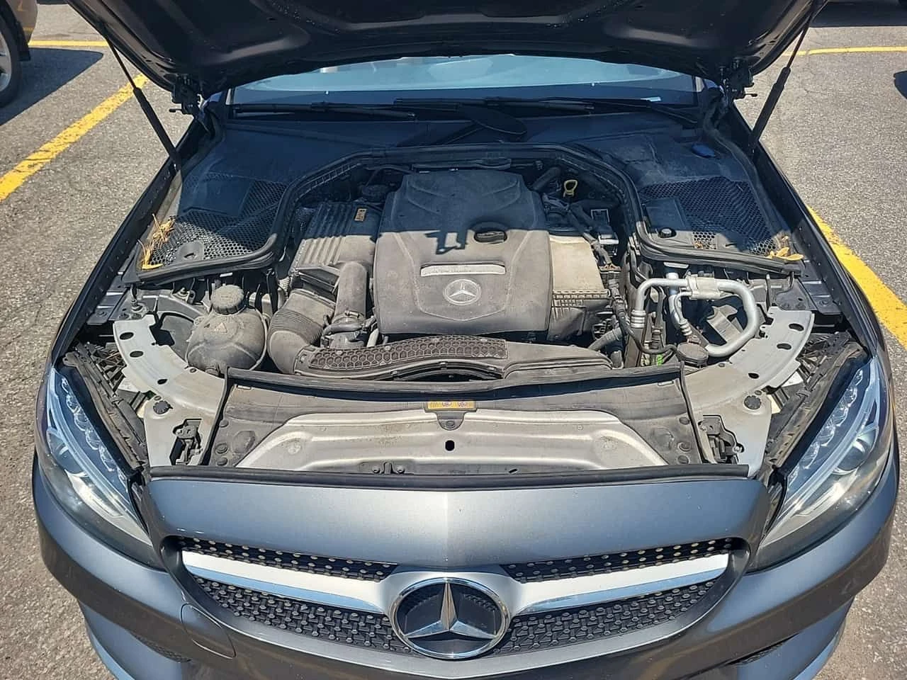 Mercedes-Benz C 300 АМГ ПАКЕТ/CARFAX/ПАНО/ПОДГРЕВ/СВЕТЛО КАФЯВ САЛОН, снимка 16 - Автомобили и джипове - 55354601