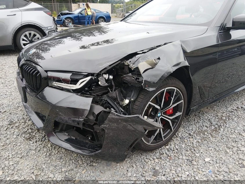 BMW 540 I XDRIVE* TURBO 335HP* КЛИП НА МОТОРА, снимка 6 - Автомобили и джипове - 55639054