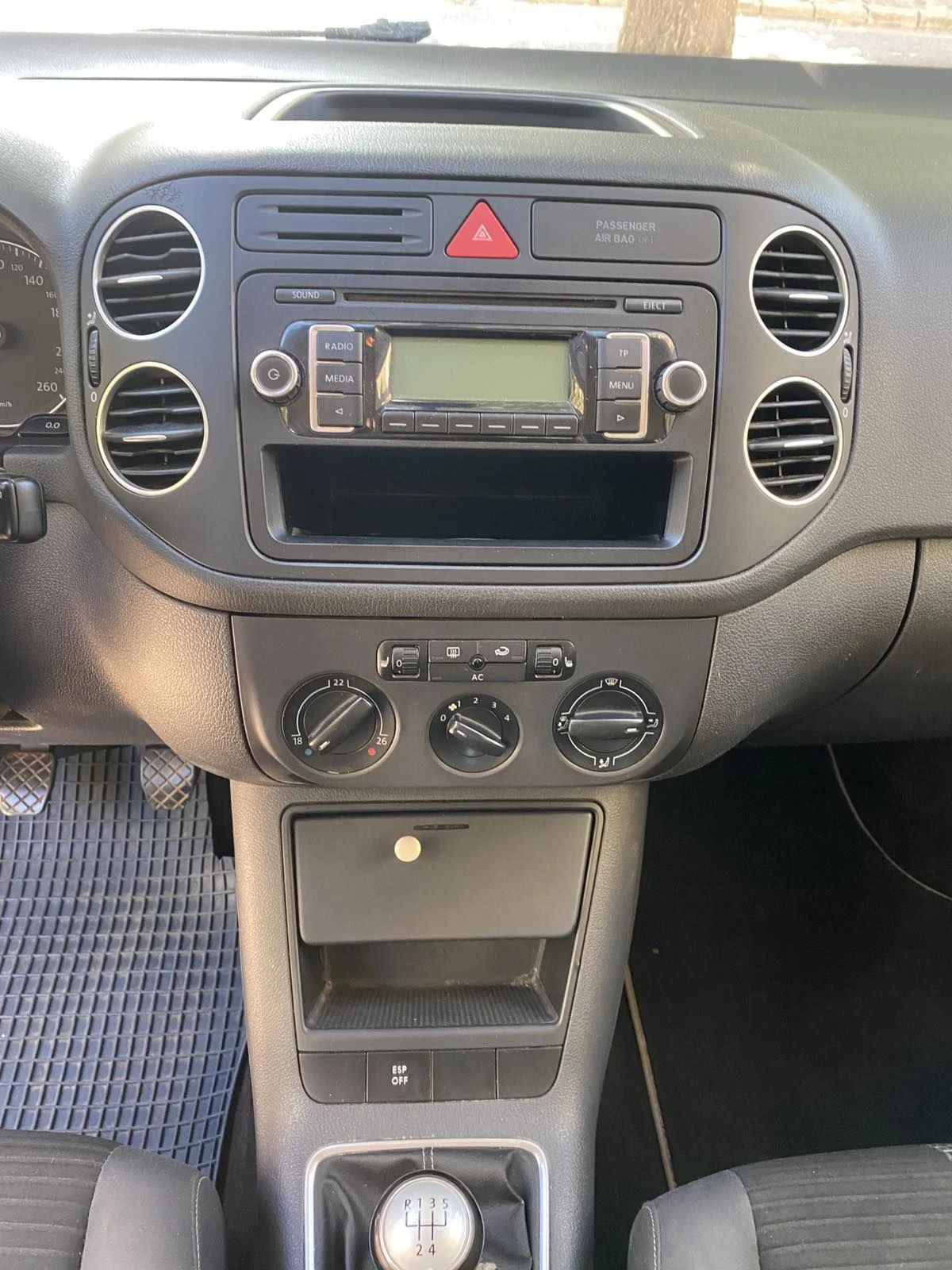 VW Golf Plus 1.9TDI, снимка 12 - Автомобили и джипове - 55683509