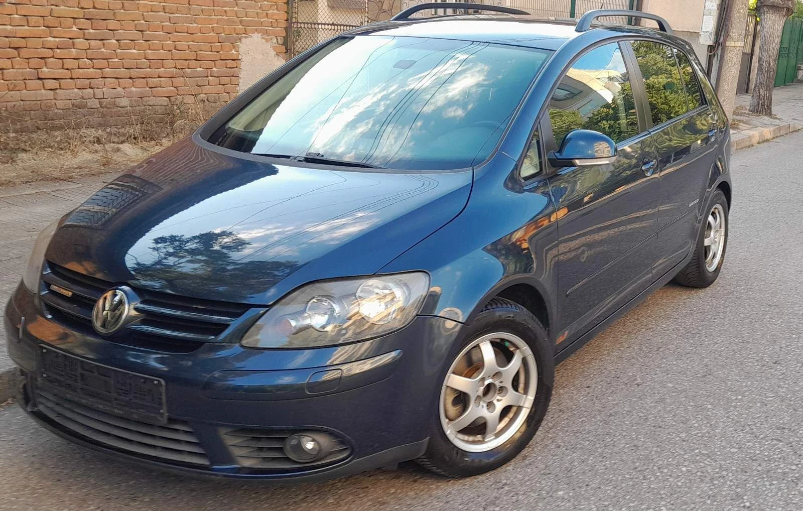 VW Golf Plus 1.9TDI, снимка 3 - Автомобили и джипове - 55683509