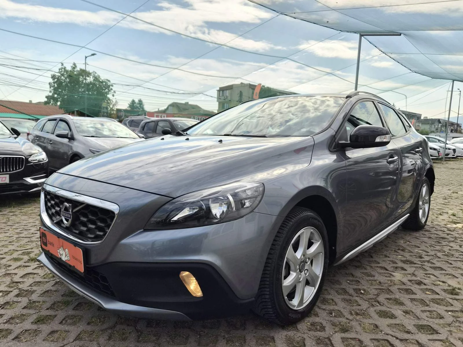 Volvo V40 Cross Country 2.0D-150кс