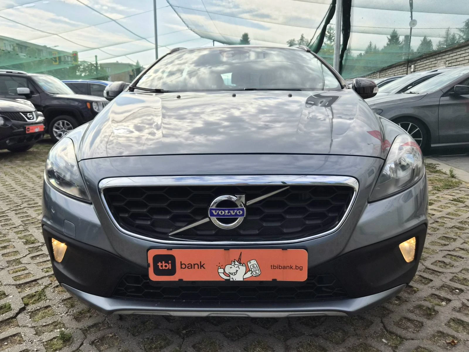 Volvo V40 Cross Country 2.0D-150кс, снимка 6 - Автомобили и джипове - 56051409