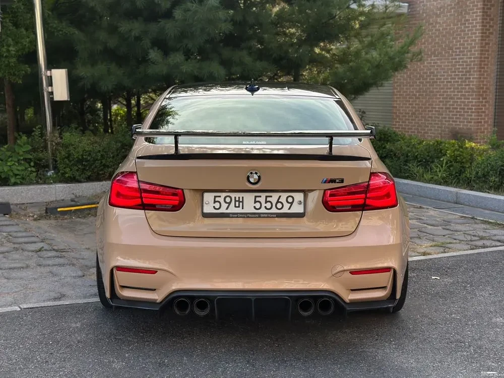 BMW M3 TWIN-TURBO * AERO PKG* CARBON * КРАЙНА ЦЕНА* , снимка 4 - Автомобили и джипове - 56124547