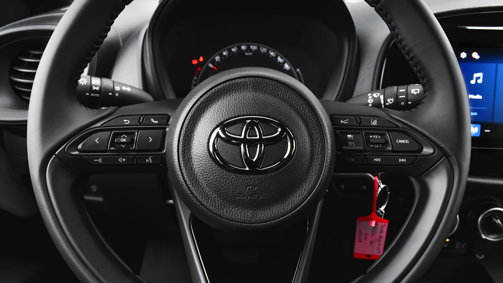 Toyota Aygo X PLAY 1.0 VVT-i S-CVT, снимка 10 - Автомобили и джипове - 56213638