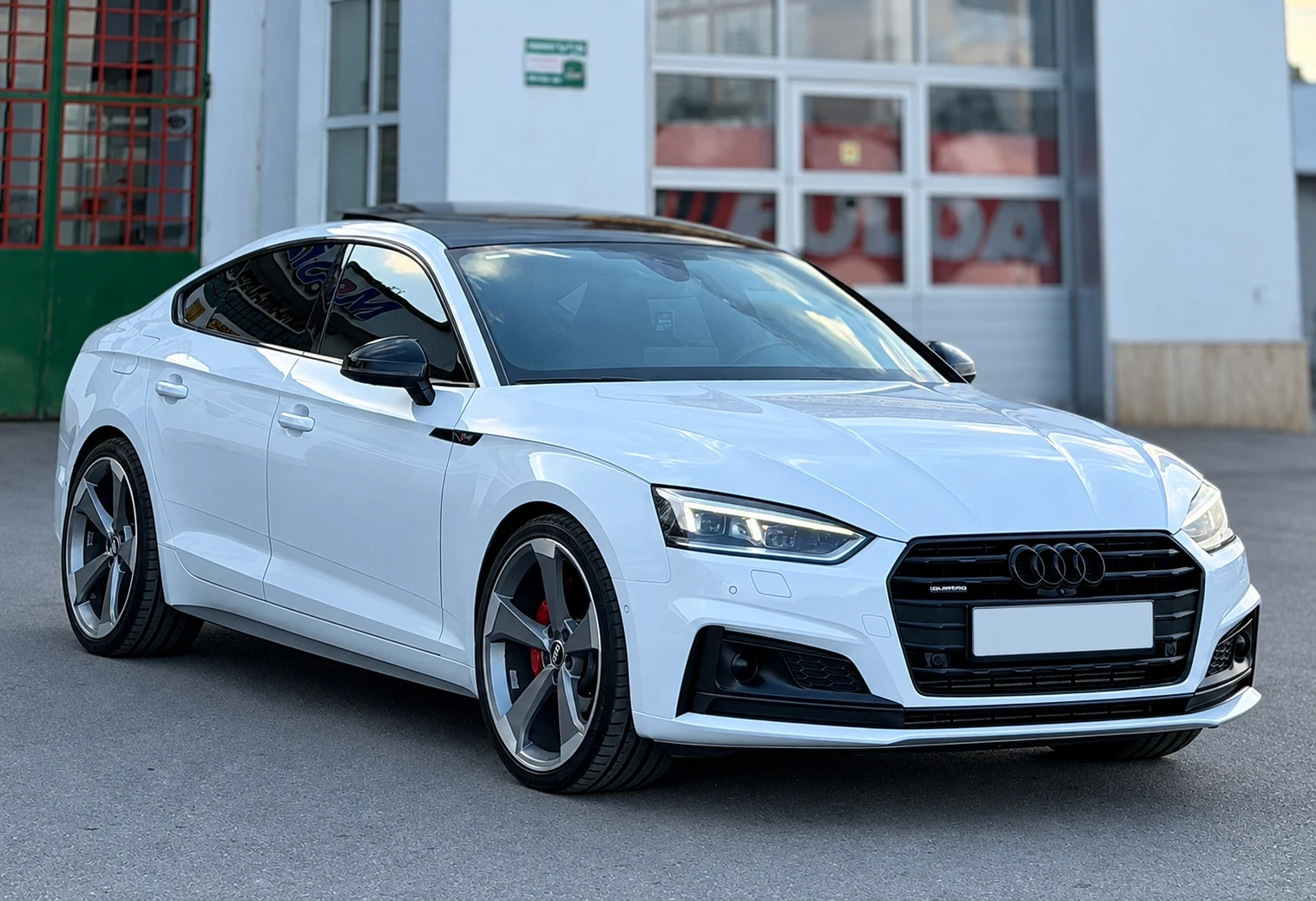 Audi A5 3xS-line/50tdi/B&O/HUD/Massage/FULL/БАРТЕР