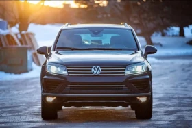 VW Touareg 2017/4х4/ПАМЕТ/360/ПАНОРАМА/ПОДГРЕВ/ОБДУХ, снимка 2