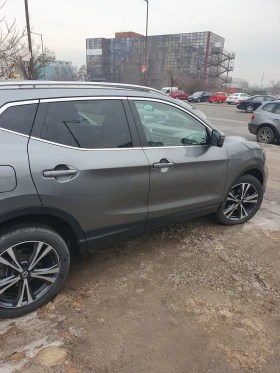 Nissan Qashqai 1.3 DIG-T, НАЙ-ВИСОКО НИВО НА ОБОРУДВАНЕ , снимка 3