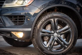 VW Touareg 2017/4х4/ПАМЕТ/360/ПАНОРАМА/ПОДГРЕВ/ОБДУХ - 13750 € / 26892.66 лв. - 10653899 17