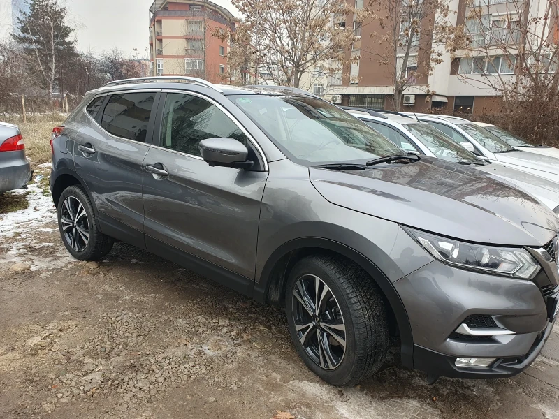 Nissan Qashqai 1.3 DIG-T, НАЙ-ВИСОКО НИВО НА ОБОРУДВАНЕ , снимка 2 - Автомобили и джипове - 48359327