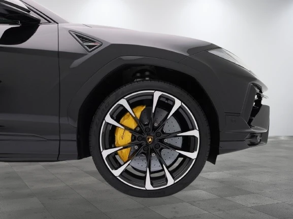 Lamborghini Urus S = Carbon Ceramic Brakes = Гаранция - изображение 6