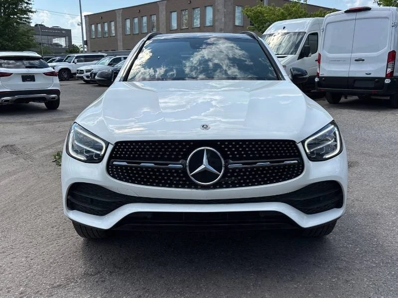 Mercedes-Benz GLC 300 * 4MATIC * 2 КЛЮЧА * PANO, снимка 2 - Автомобили и джипове - 55435506