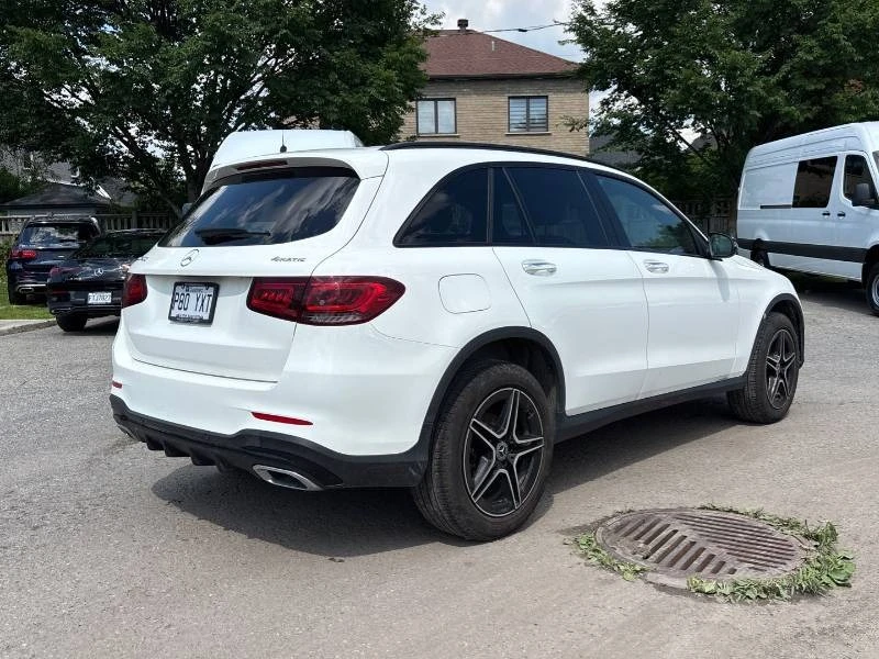 Mercedes-Benz GLC 300 * 4MATIC * 2 КЛЮЧА * PANO, снимка 3 - Автомобили и джипове - 55435506