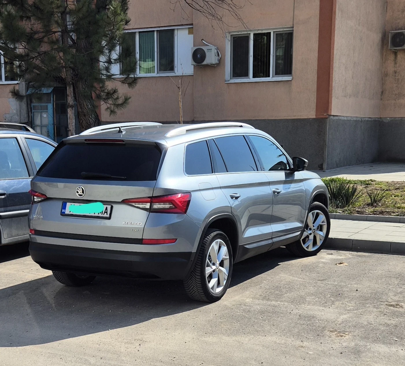 Skoda Kodiaq 2.0 TDI 190k.s. 4x4, снимка 2 - Автомобили и джипове - 52970239