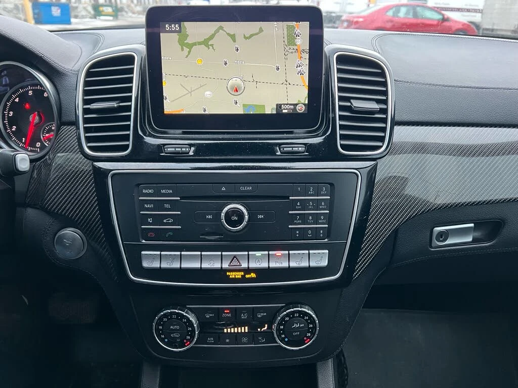 Mercedes-Benz GLS 550 4MATIC* АвтоКредит* (Цена до БГ) , снимка 13 - Автомобили и джипове - 53910723