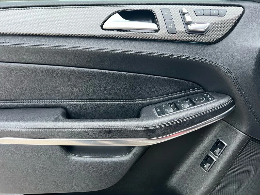 Mercedes-Benz GLS 550 4MATIC* АвтоКредит* (Цена до БГ) , снимка 11 - Автомобили и джипове - 53910723