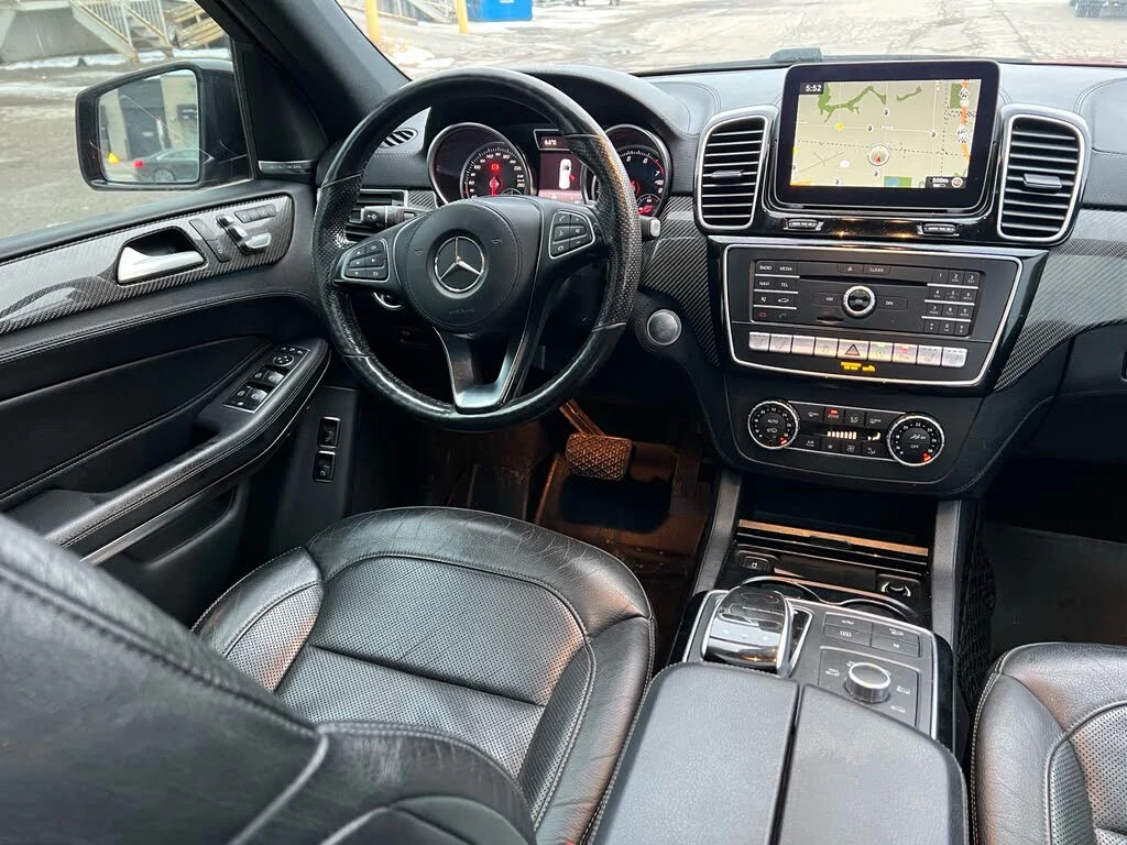 Mercedes-Benz GLS 550 4MATIC* АвтоКредит* (Цена до БГ) , снимка 7 - Автомобили и джипове - 53910723