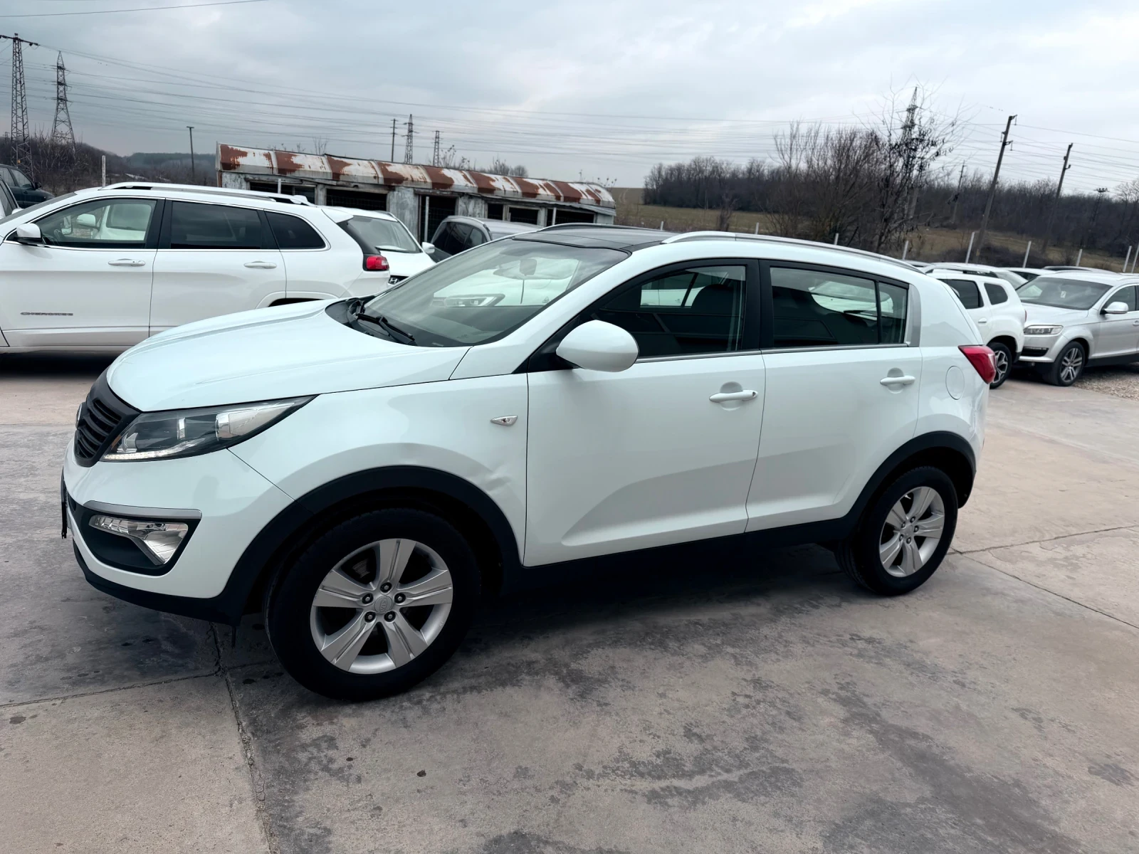 Kia Sportage 2.0i 163k.c* Led* BRC* Panorama* , снимка 3 - Автомобили и джипове - 53921388