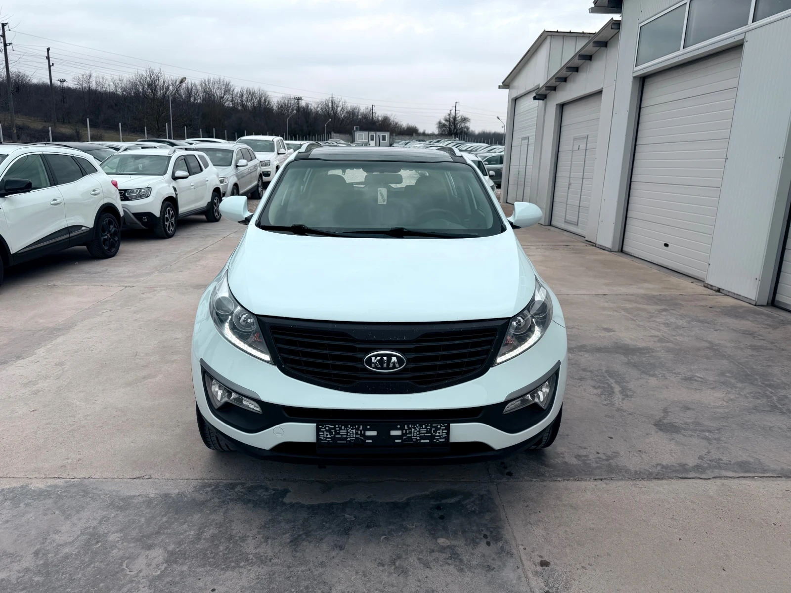 Kia Sportage 2.0i 163k.c* Led* BRC* Panorama* , снимка 11 - Автомобили и джипове - 53921388