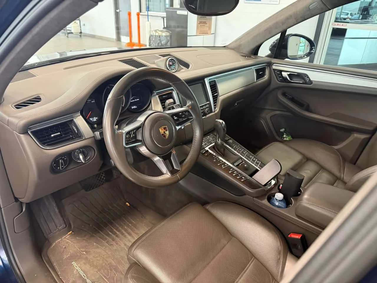 Porsche Macan  | Turbo | PANO | ОБДУХВАНЕ | BOSE | , снимка 7 - Автомобили и джипове - 54467653