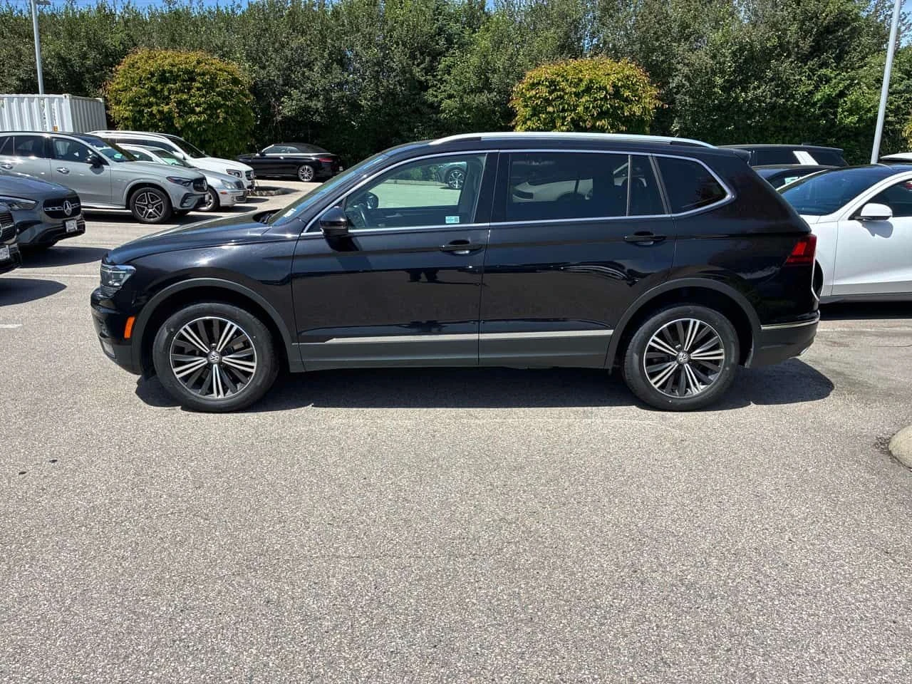 VW Tiguan HIGHLINE/КОЖА/ПАНО/ПОДГРЕВ/CARFAX/ФИНАНСИРАНЕ, снимка 4 - Автомобили и джипове - 54854282