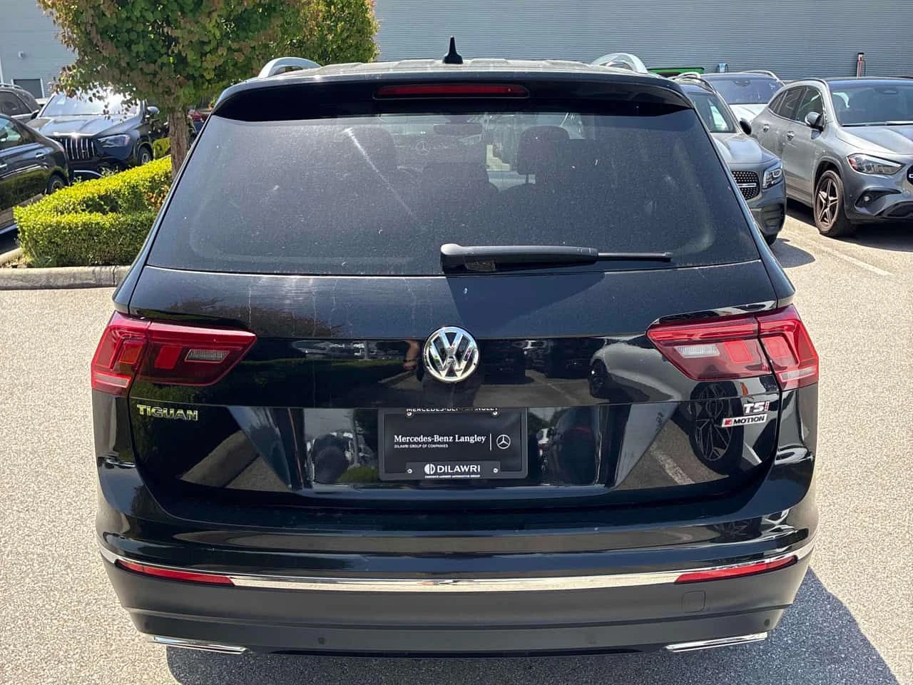 VW Tiguan HIGHLINE/КОЖА/ПАНО/ПОДГРЕВ/CARFAX/ФИНАНСИРАНЕ, снимка 3 - Автомобили и джипове - 54854282