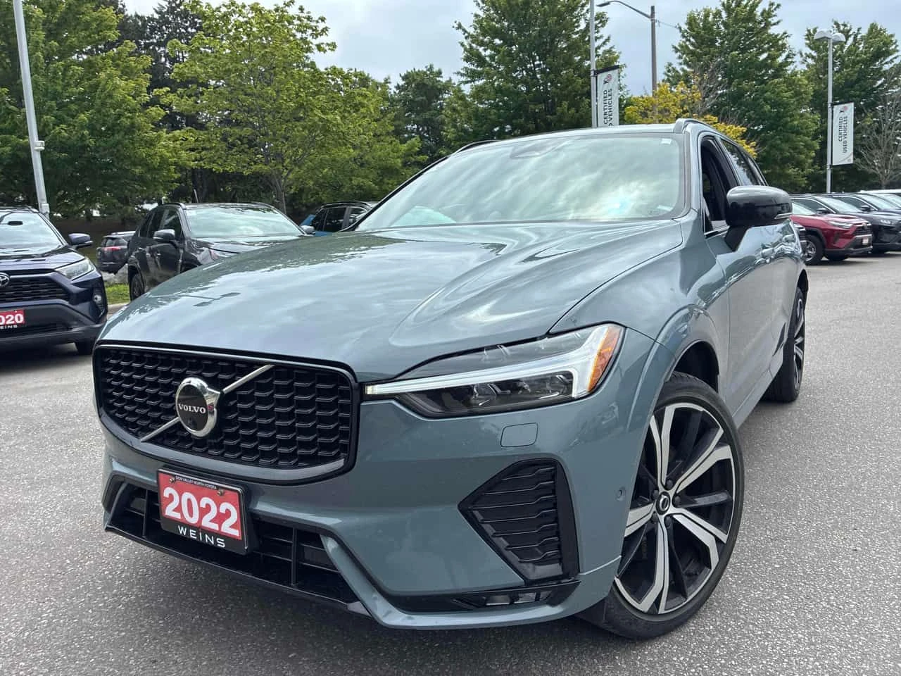 Volvo XC60 R Design/ПАНОРАМА/360 КАМЕРИ/АВТОФИНАНСИРАНЕ