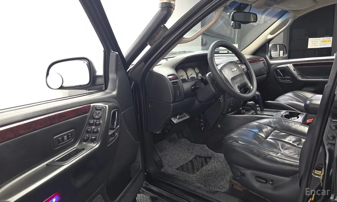 Jeep Grand cherokee, снимка 10 - Автомобили и джипове - 55163620