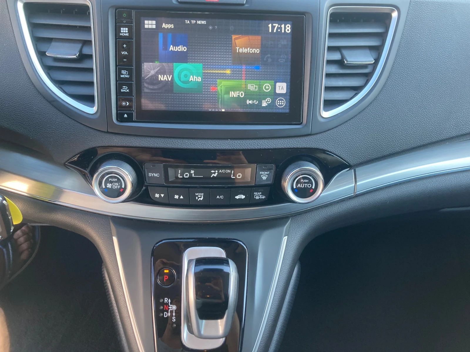Honda Cr-v 1.6 4x4 160ks Evro-6 Avtomat, снимка 12 - Автомобили и джипове - 55391134