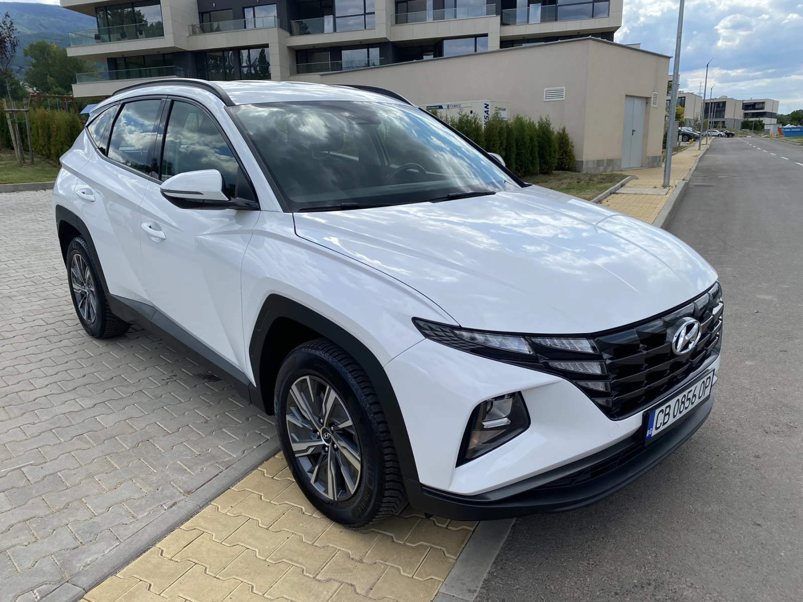 Hyundai Tucson 1.6 T-GDi/ Hybrid/ Intuitive/ BVA6, снимка 3 - Автомобили и джипове - 55409386