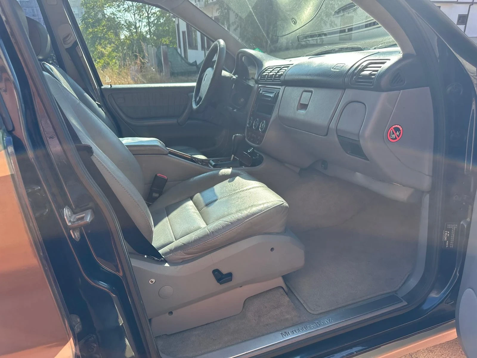 Mercedes-Benz ML 270, снимка 8 - Автомобили и джипове - 55710927