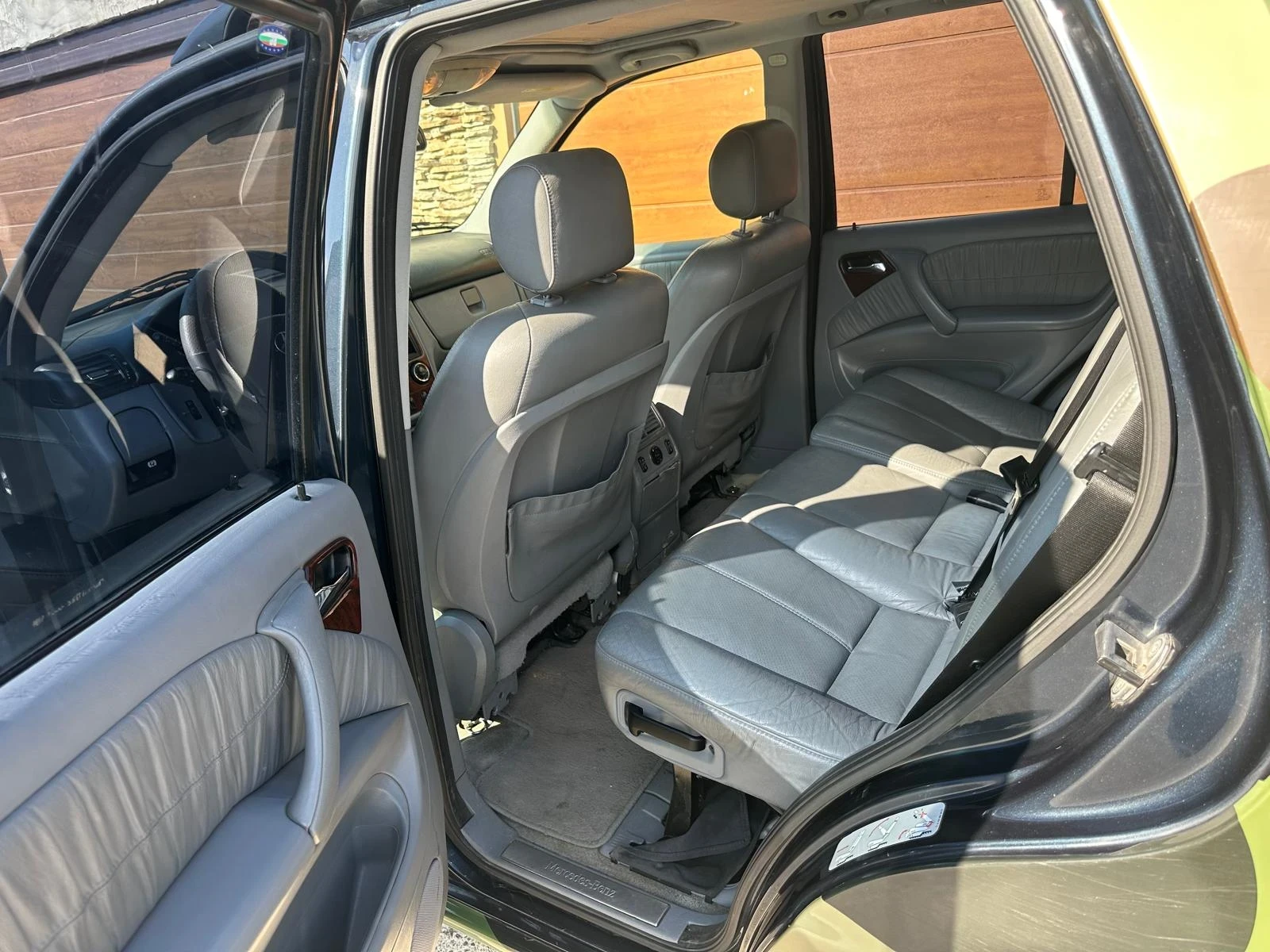 Mercedes-Benz ML 270, снимка 6 - Автомобили и джипове - 55710927