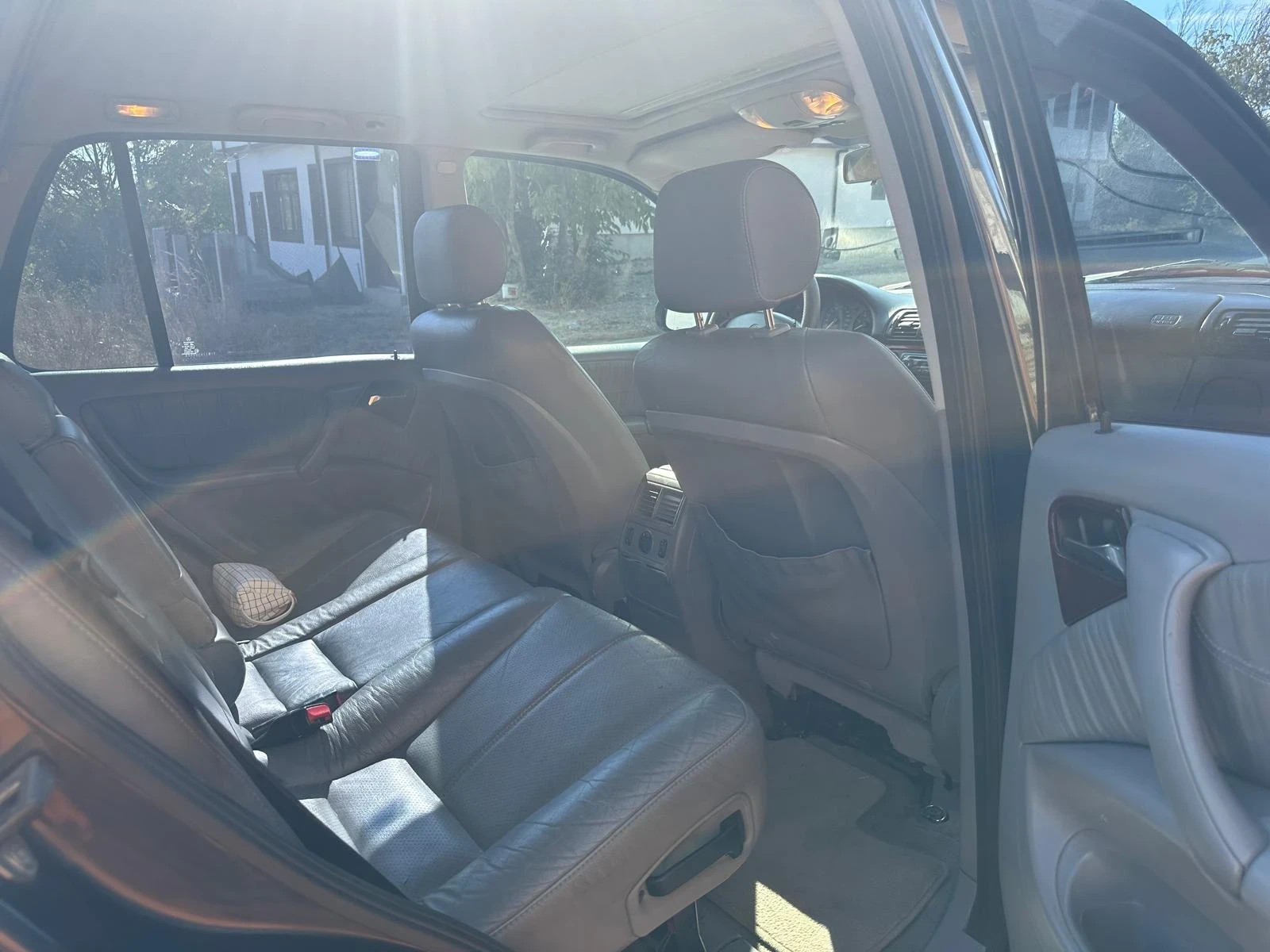 Mercedes-Benz ML 270, снимка 7 - Автомобили и джипове - 55710927
