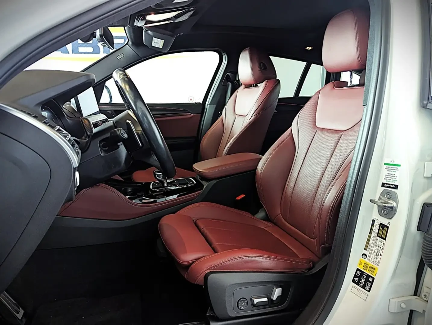 BMW X3 M* SPORT* 360КАМЕРА* ПАНОРАМА* LANE* ASSIST* , снимка 14 - Автомобили и джипове - 55791774