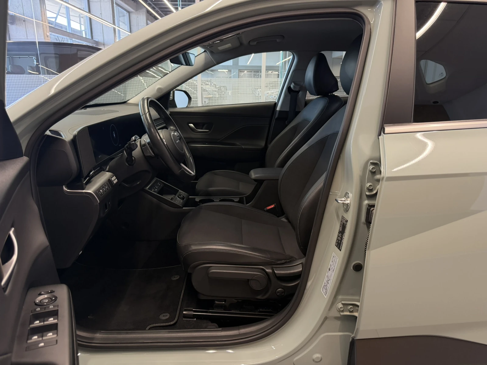 Hyundai Kona Exclusive Hybrid, снимка 15 - Автомобили и джипове - 55935761
